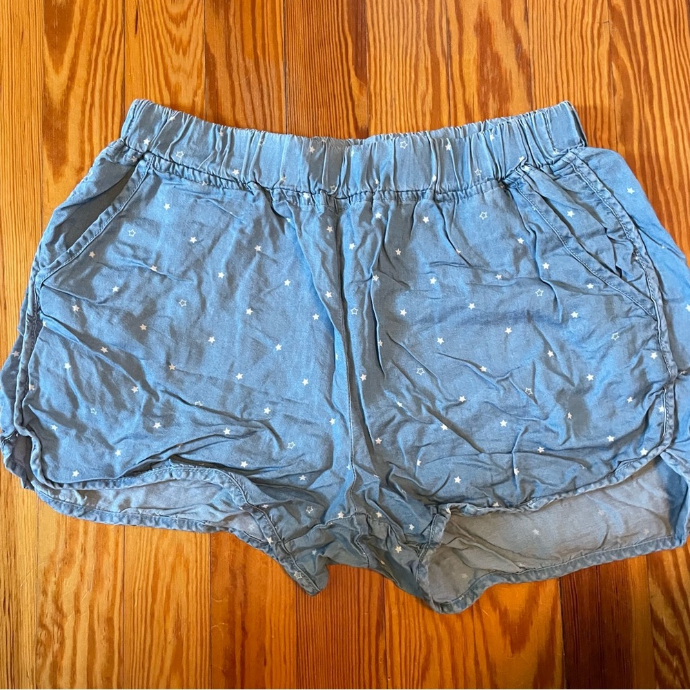Thread & Supply star print shorts size medium